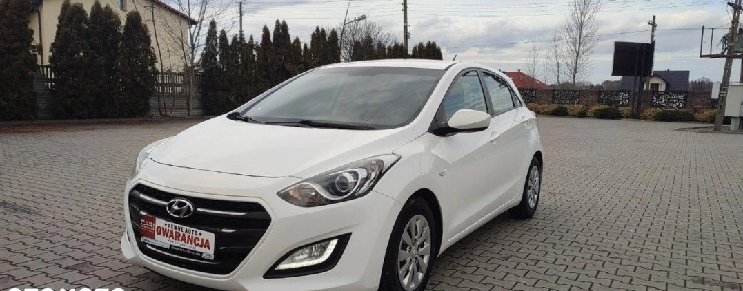 Hyundai I30 cena 39900 przebieg: 201000, rok produkcji 2015 z Grybów małe 781